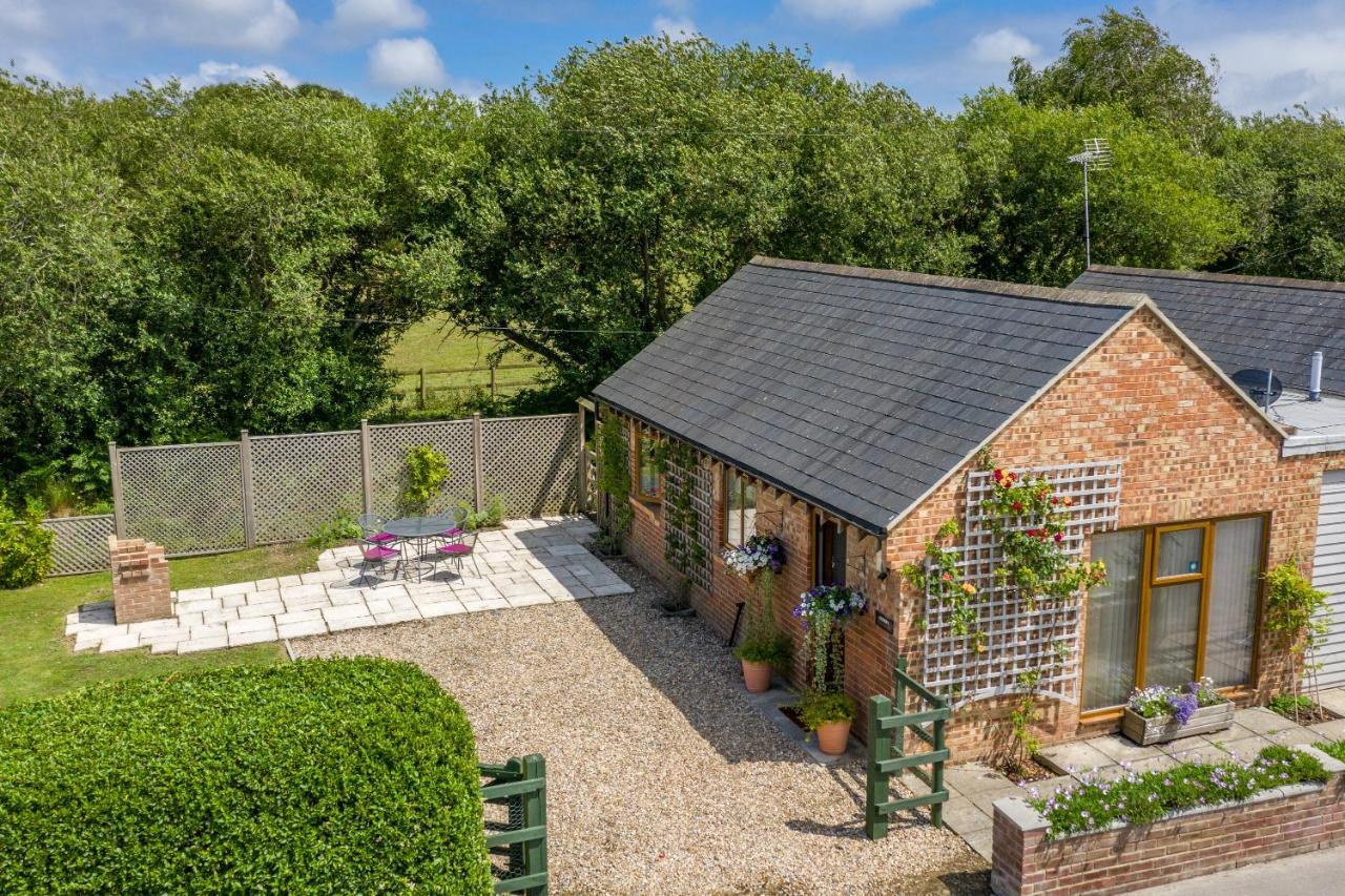 Nutley Farm * Winfrith Newburgh